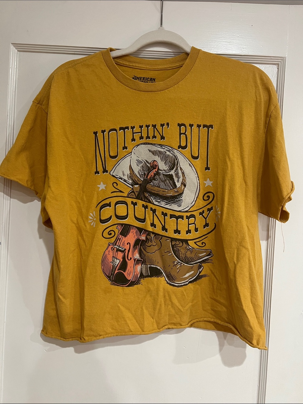 American Eagle Mustard 'Nothin' But Country' Graphic Tee Large